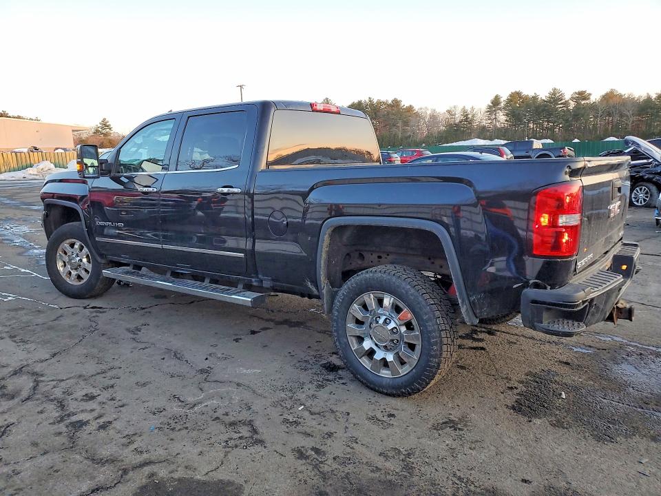 Photo 2 from auction – 2016 GMC SIERRA with VIN 1GT12UE84GF130049