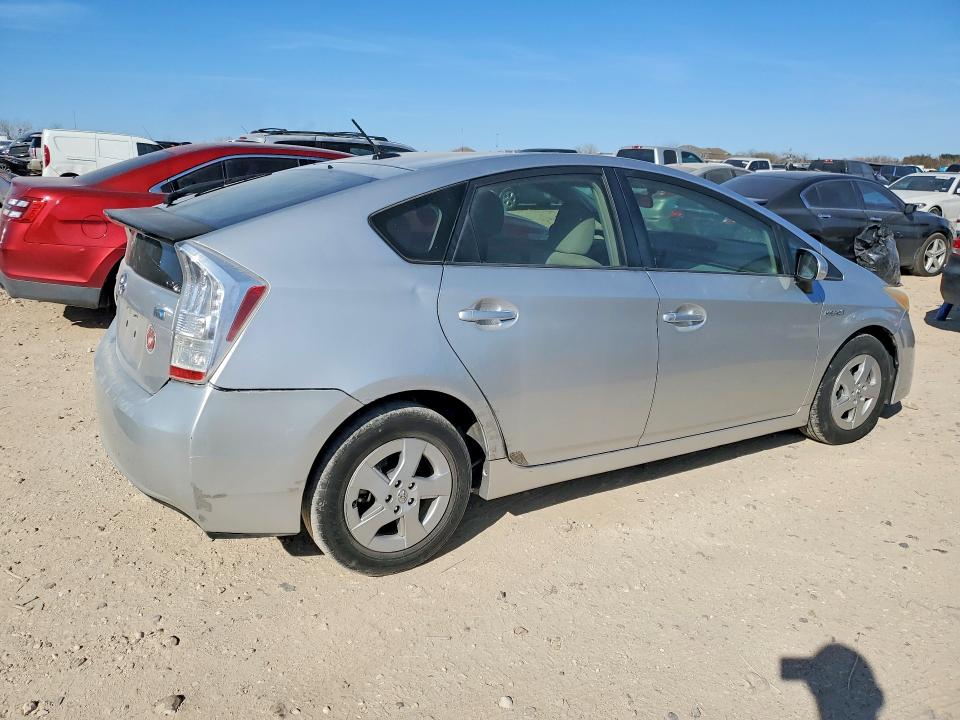 Photo 3 from auction – 2010 TOYOTA PRIUS with VIN JTDKN3DUXA0179335