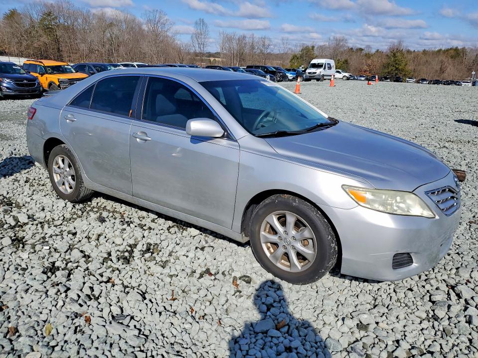 Photo 4 from auction – 2011 TOYOTA CAMRY BASE with VIN 4T1BF3EK7BU682434