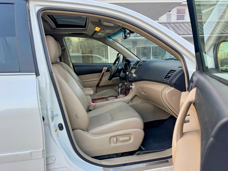 Photo 5 from auction – 2012 TOYOTA HIGHLANDER with VIN JTEDC3EH7C2007041