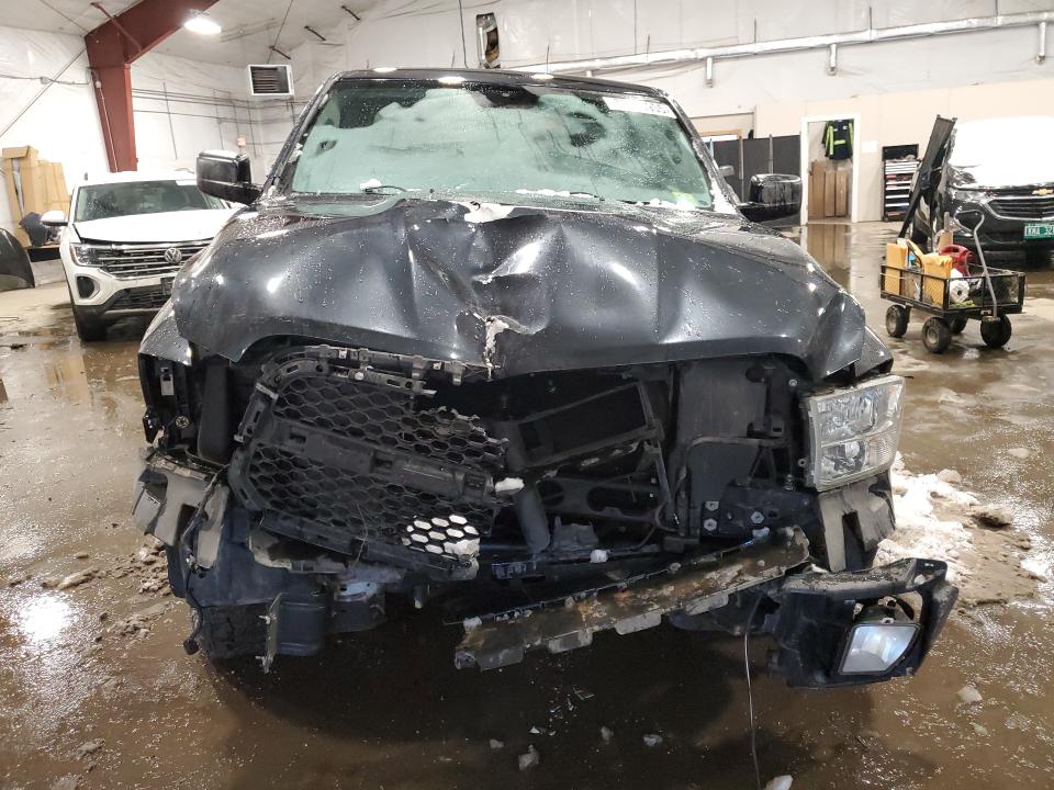 Photo 5 from auction – 2014 RAM 1500 with VIN 1C6RR7FT1ES342163