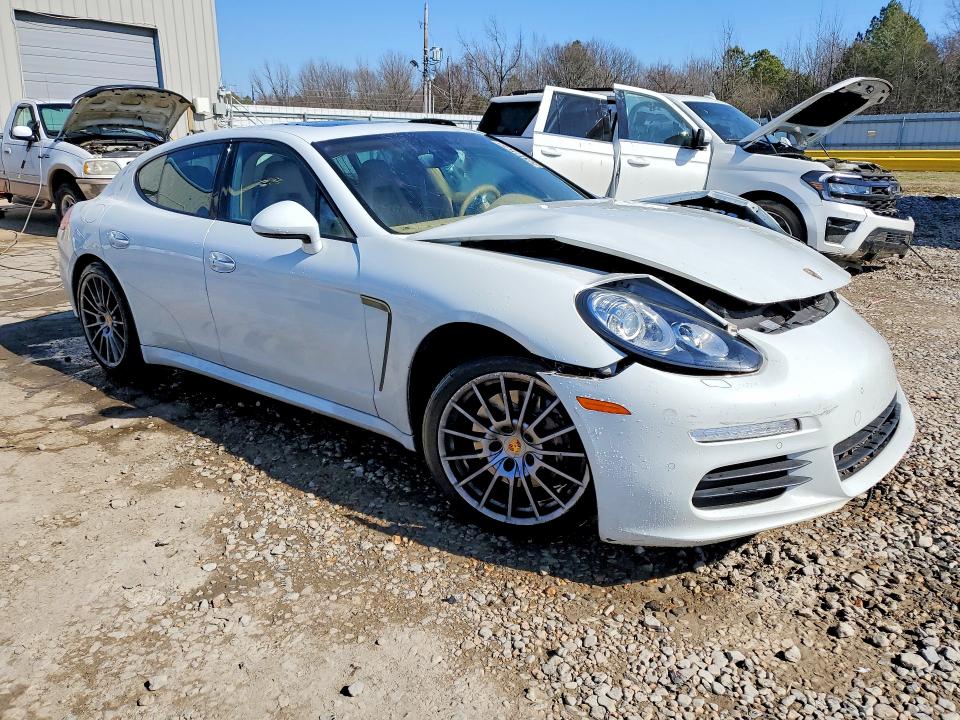 Photo 4 from auction – 2016 PORSCHE PANAMERA with VIN WP0AA2A74GL006434