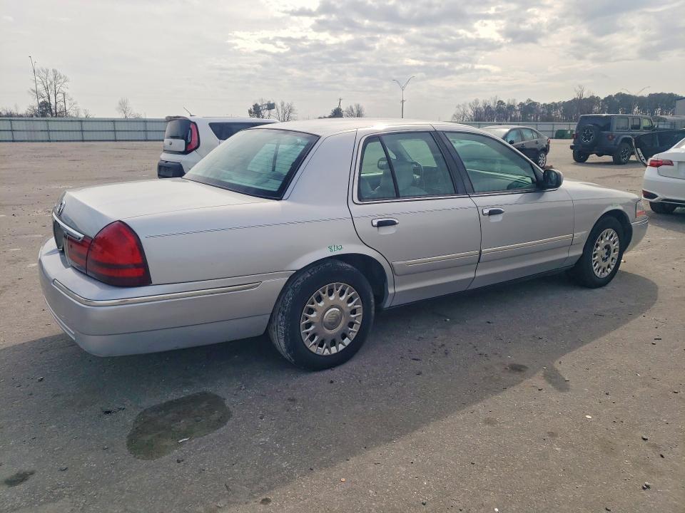 Снимка 3 от търг – 2003 MERCURY GRAND MARQUIS с VIN 2MEFM74W13X652636