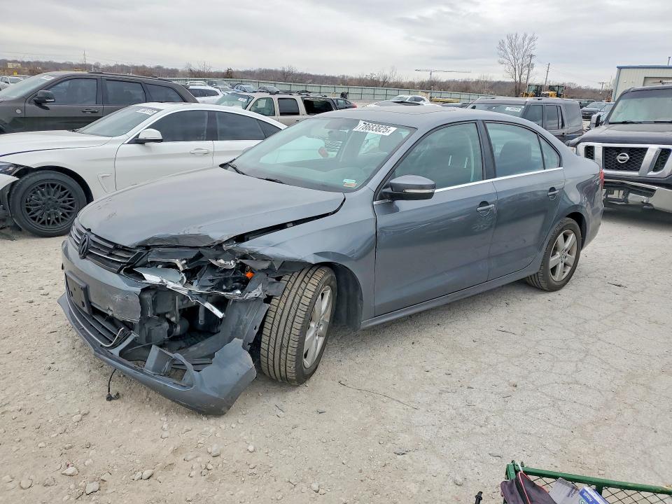 Photo 1 from auction – 2013 VOLKSWAGEN JETTA with VIN 3VWLL7AJ2DM243426