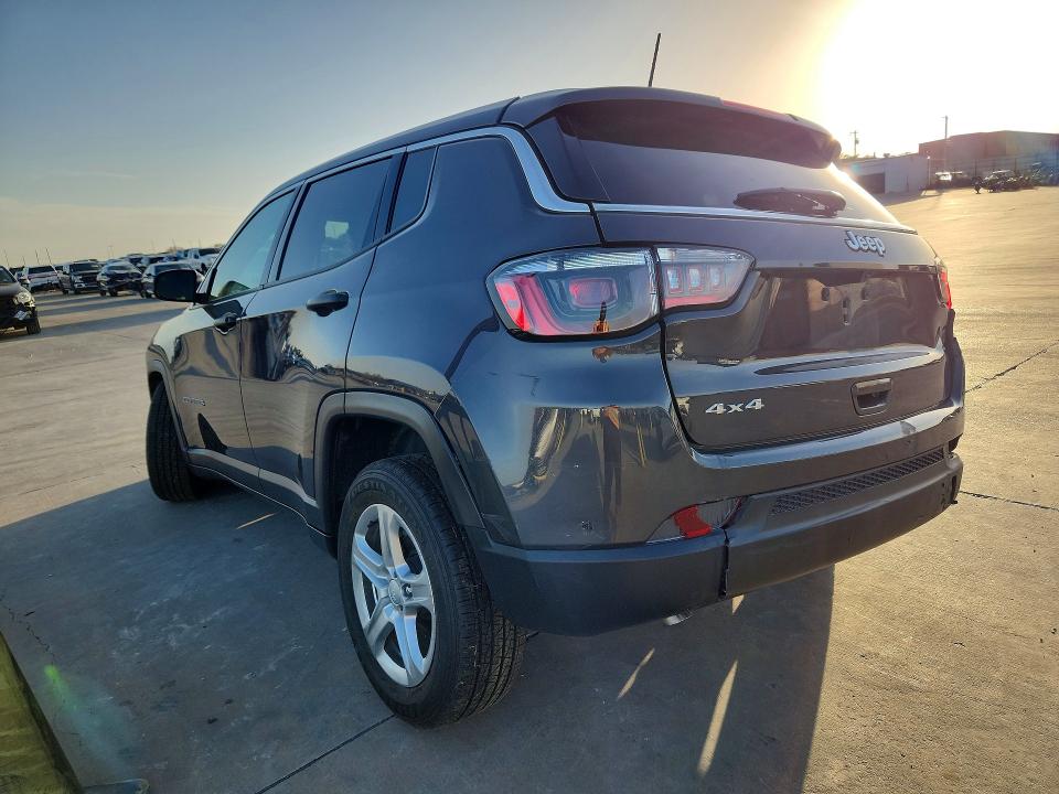 Photo 2 from auction – 2024 JEEP COMPASS with VIN 3C4NJDAN1RT119969