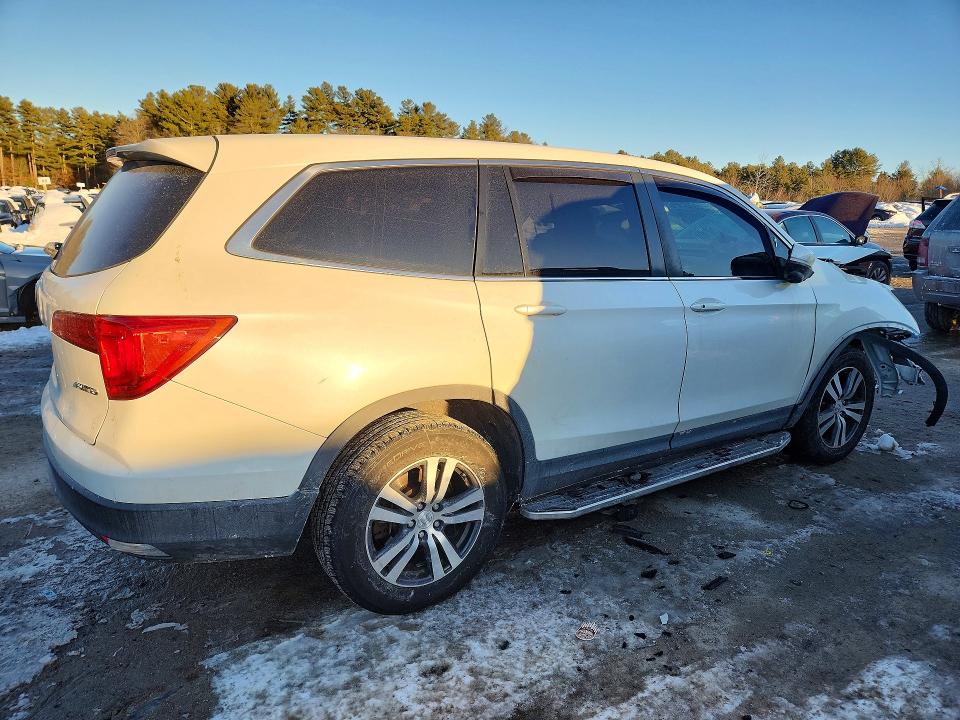 Photo 3 from auction – 2018 HONDA PILOT EXL with VIN 5FNYF6H56JB021880