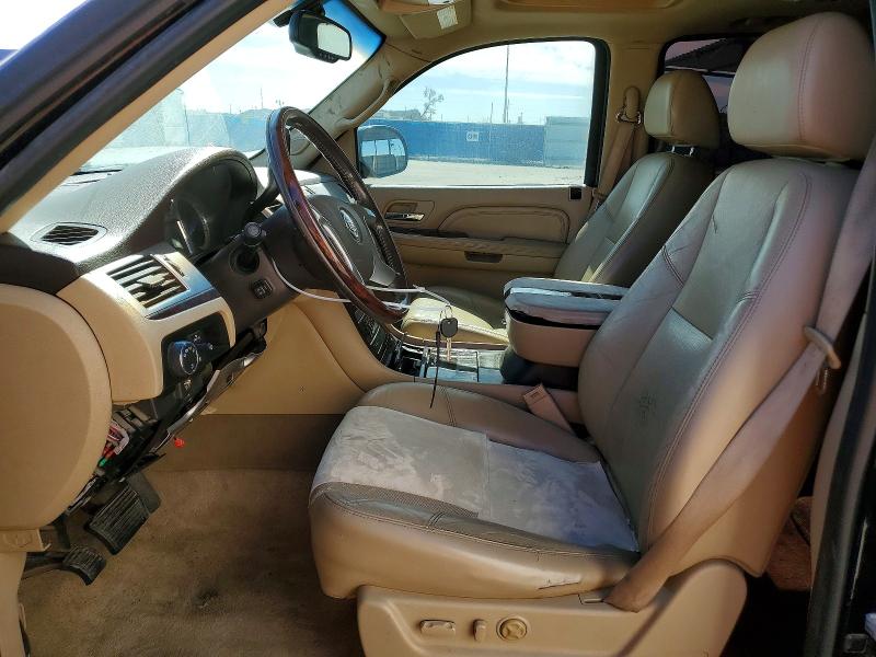 Photo 7 from auction – 2009 CADILLAC ESCALADE with VIN 1GYFK13269R150897