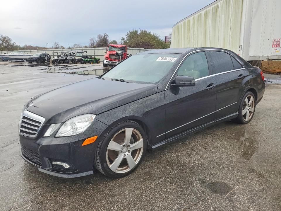 MERCEDES-BENZ E 2011 مع رقم تعريف المركبة WDDHF5GB3BA320325 - صورة من المزاد