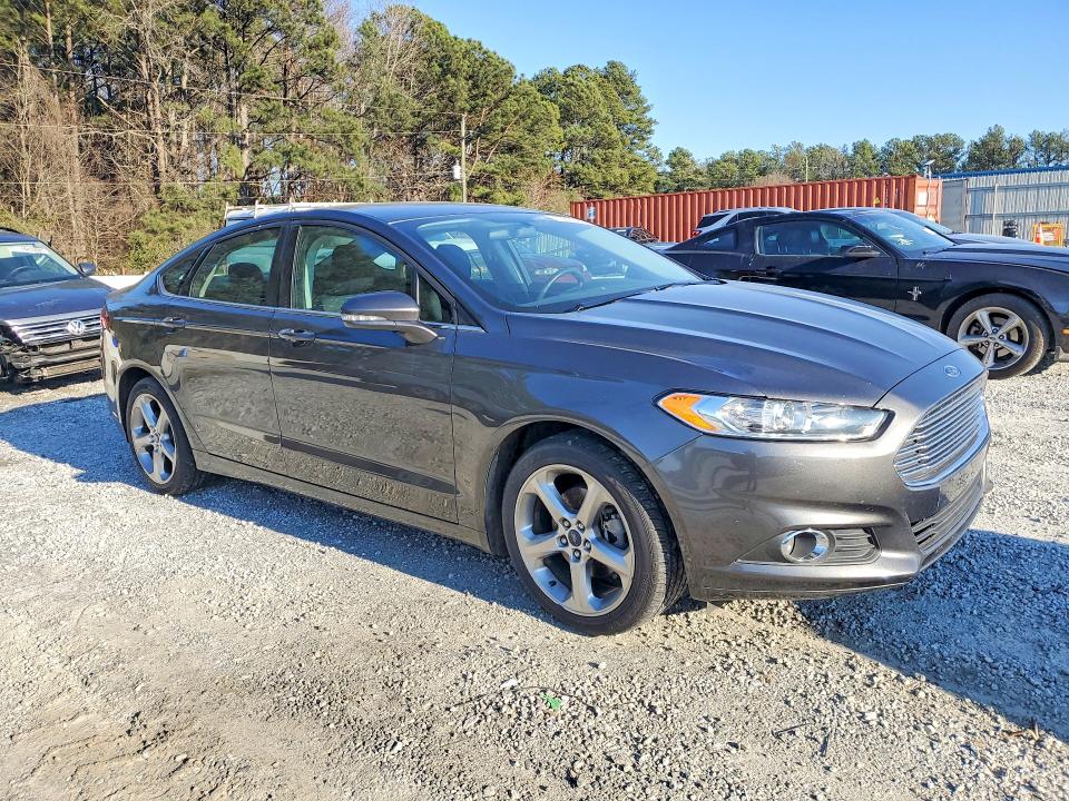 Photo 4 from auction – 2016 FORD FUSION with VIN 3FA6P0H94GR323394