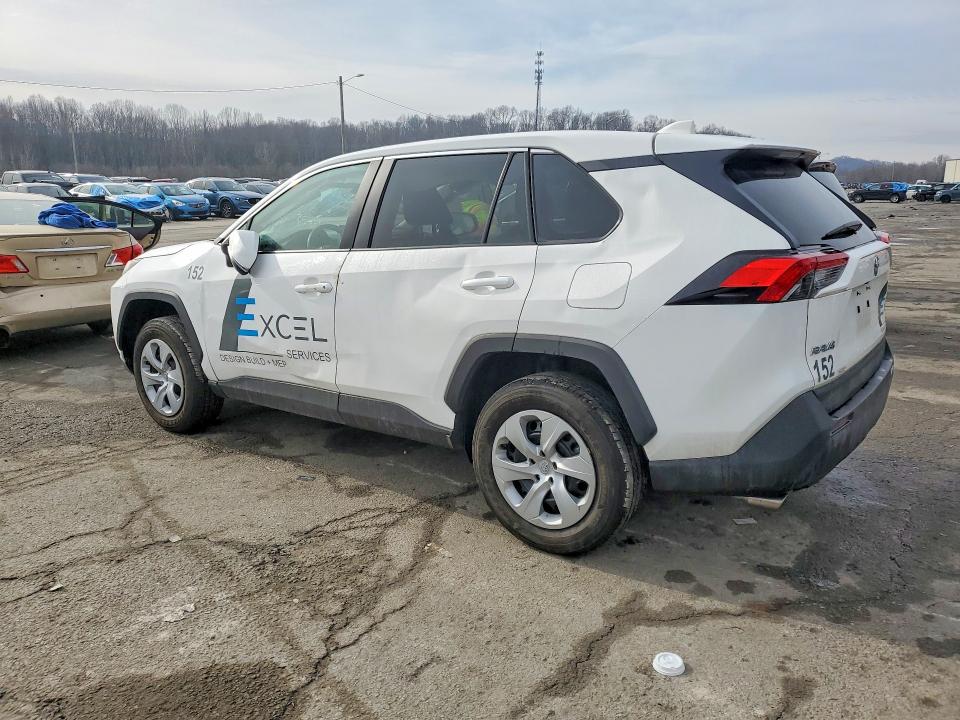 Photo 2 from auction – 2024 TOYOTA RAV4 with VIN 2T3K1RFV6RW359570