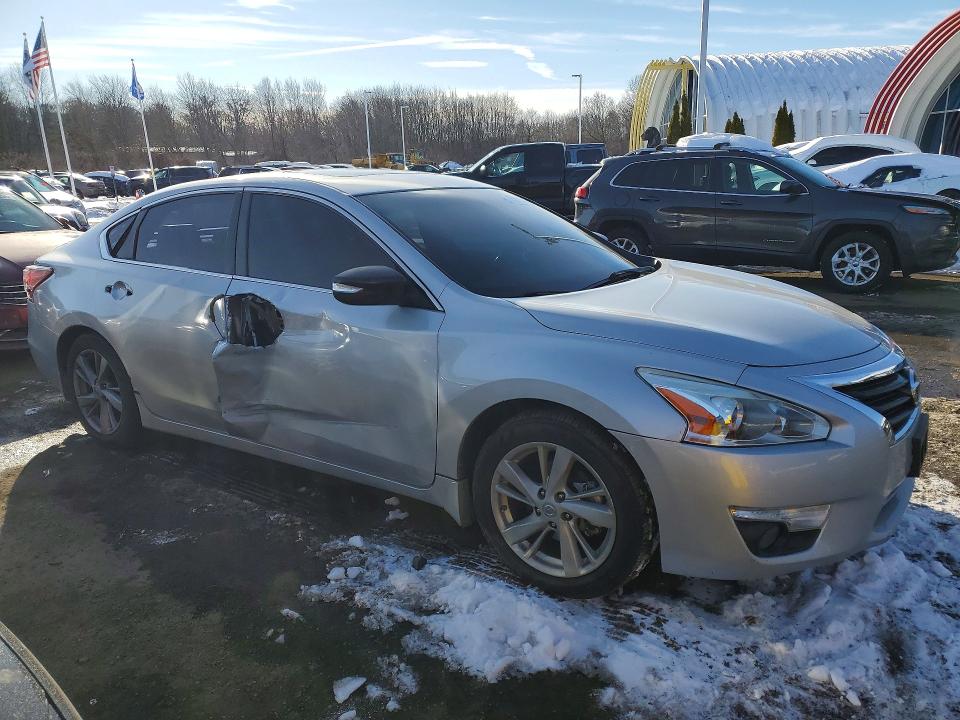 Photo 4 from auction – 2013 NISSAN ALTIMA 2.5 with VIN 1N4AL3AP0DN421644