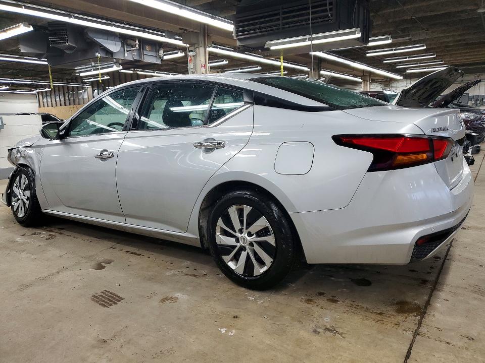 Photo 2 from auction – 2023 NISSAN ALTIMA S with VIN 1N4BL4BV2PN313358