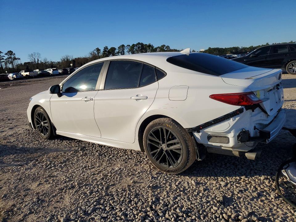 Photo 2 from auction – 2025 TOYOTA CAMRY with VIN 4T1DAACK4SU512501