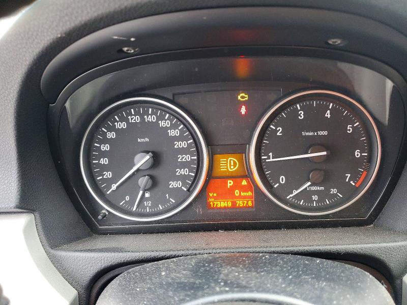 Photo 9 from auction – 2011 BMW 323 I with VIN WBAPG7C53BA937607