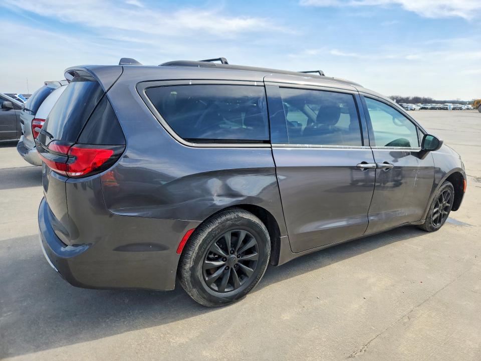 Photo 3 from auction – 2022 CHRYSLER PACIFICA with VIN 2C4RC1BG0NR145406