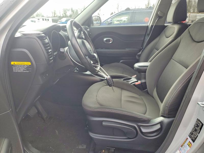 Photo 7 from auction – 2017 KIA SOUL with VIN KNDJN2A23H7474271