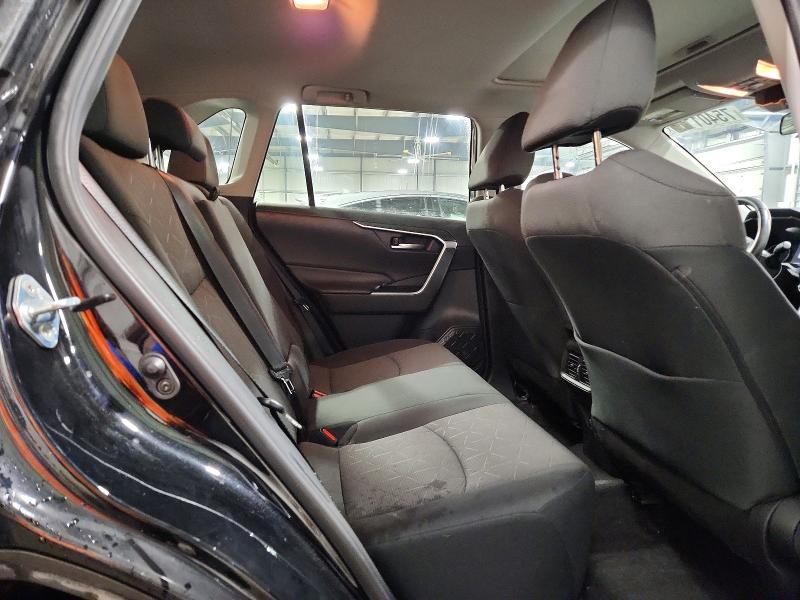 Photo 11 from auction – 2019 TOYOTA RAV4 XLE with VIN 2T3P1RFV2KW067734
