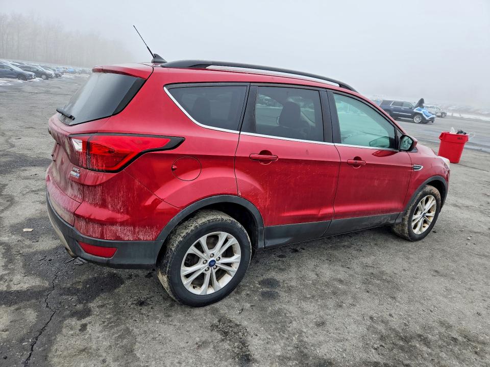 Photo 3 from auction – 2019 FORD ESCAPE SEL with VIN 1FMCU9HD9KUA10367