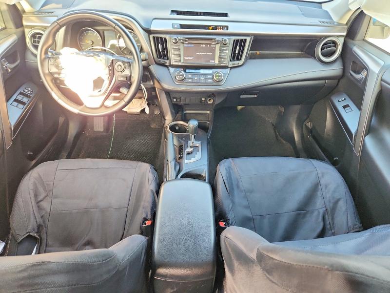 Photo 8 from auction – 2017 TOYOTA RAV4 with VIN JTMWFREV8HD097504