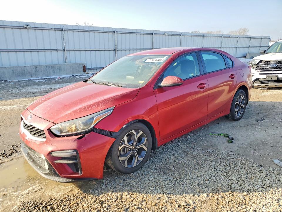 KIA FORTE 2019 with VIN 3KPF24AD5KE080077 - Photo from auction