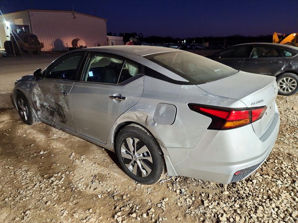 Photo 2 from auction – 2024 NISSAN ALTIMA with VIN 1N4BL4BV8RN350160