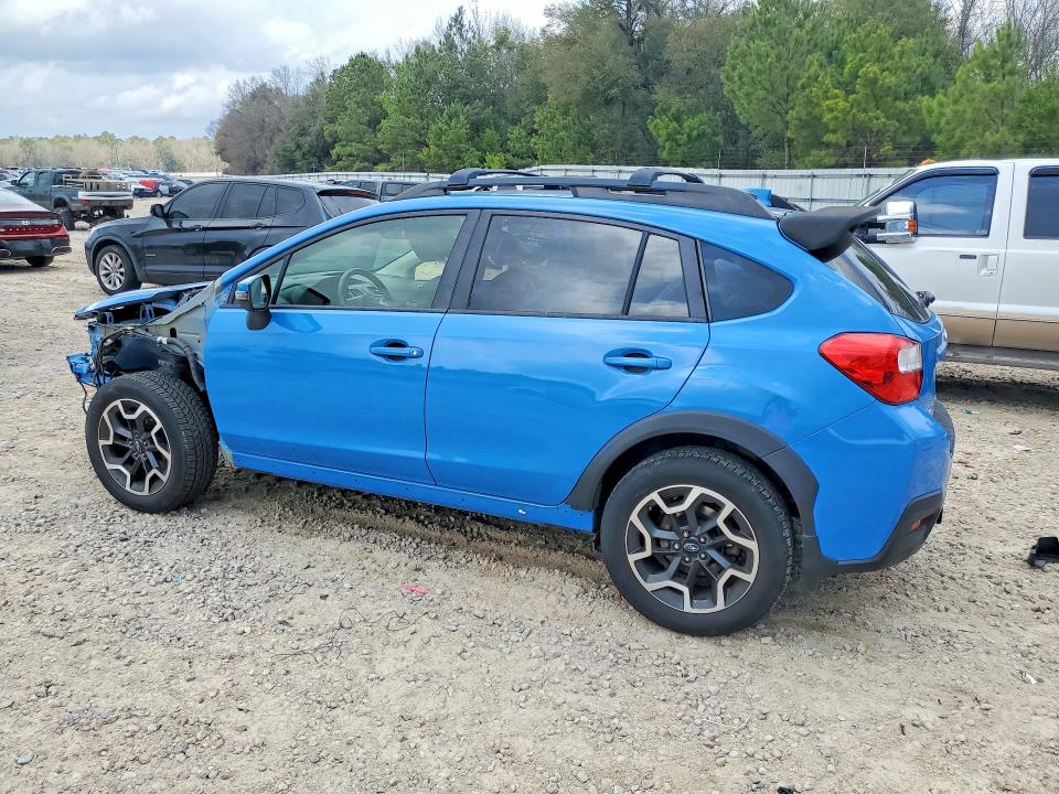 Photo 2 from auction – 2017 SUBARU CROSSTREK with VIN JF2GPAKC6HH239297