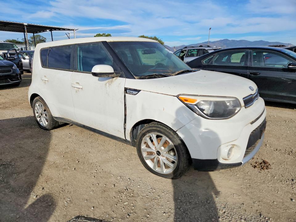 Photo 4 from auction – 2018 KIA SOUL with VIN KNDJP3A50J7900143