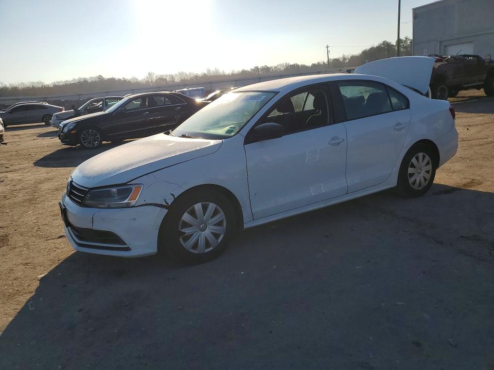 VOLKSWAGEN JETTA 2016 with VIN 3VW267AJ4GM403653 - Photo from auction