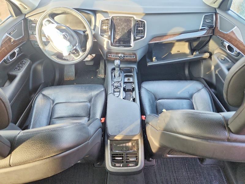 Photo 8 from auction – 2016 VOLVO XC90 with VIN YV4A22PK7G1031152