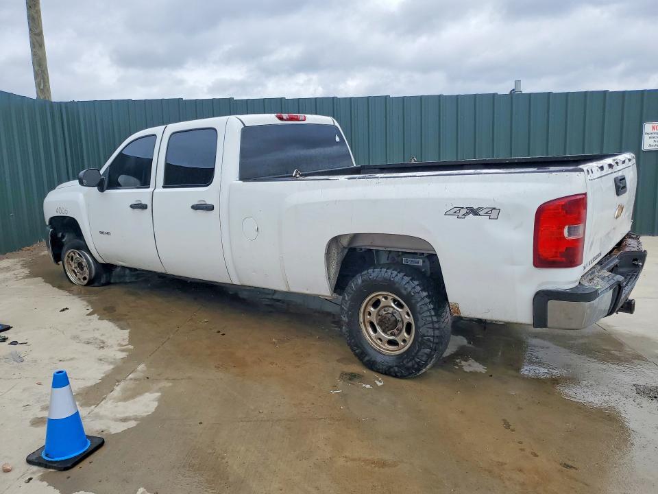 Photo 2 from auction – 2010 CHEVROLET SILVERADO with VIN 1GC4KVBG5AF154835
