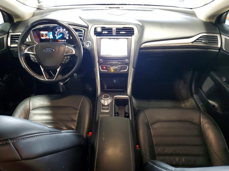 Photo 8 from auction – 2017 FORD FUSION SE with VIN 3FA6P0HD5HR406189