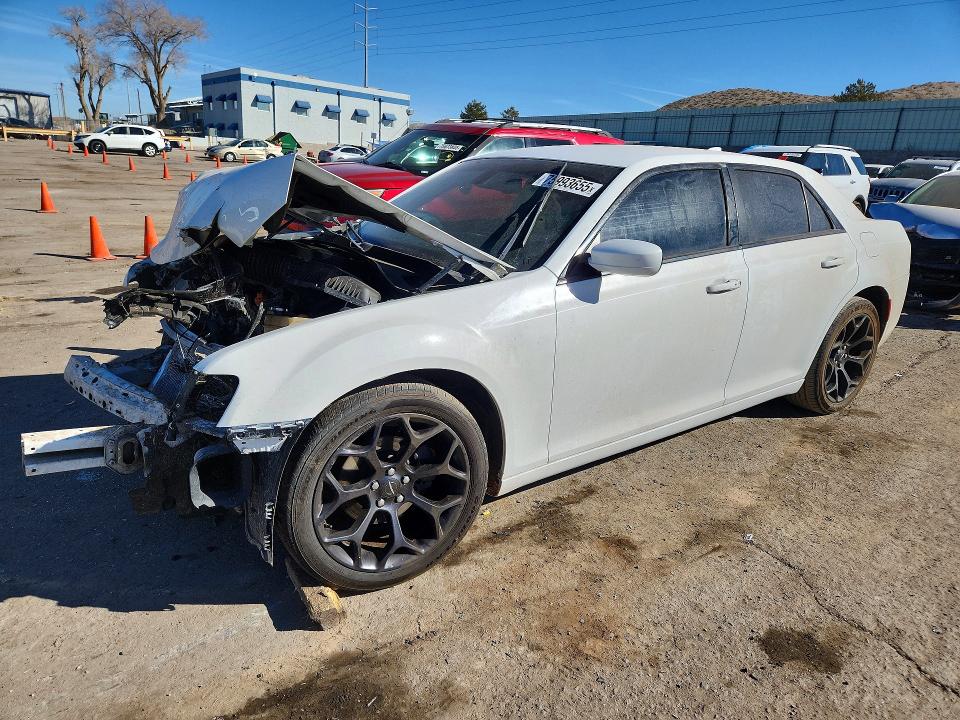 CHRYSLER 300 2019 with VIN 2C3CCABG0KH639874 - Photo from auction