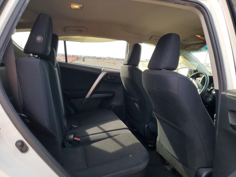 Photo 10 from auction – 2016 TOYOTA RAV4 with VIN JTMZFREV1GJ068472