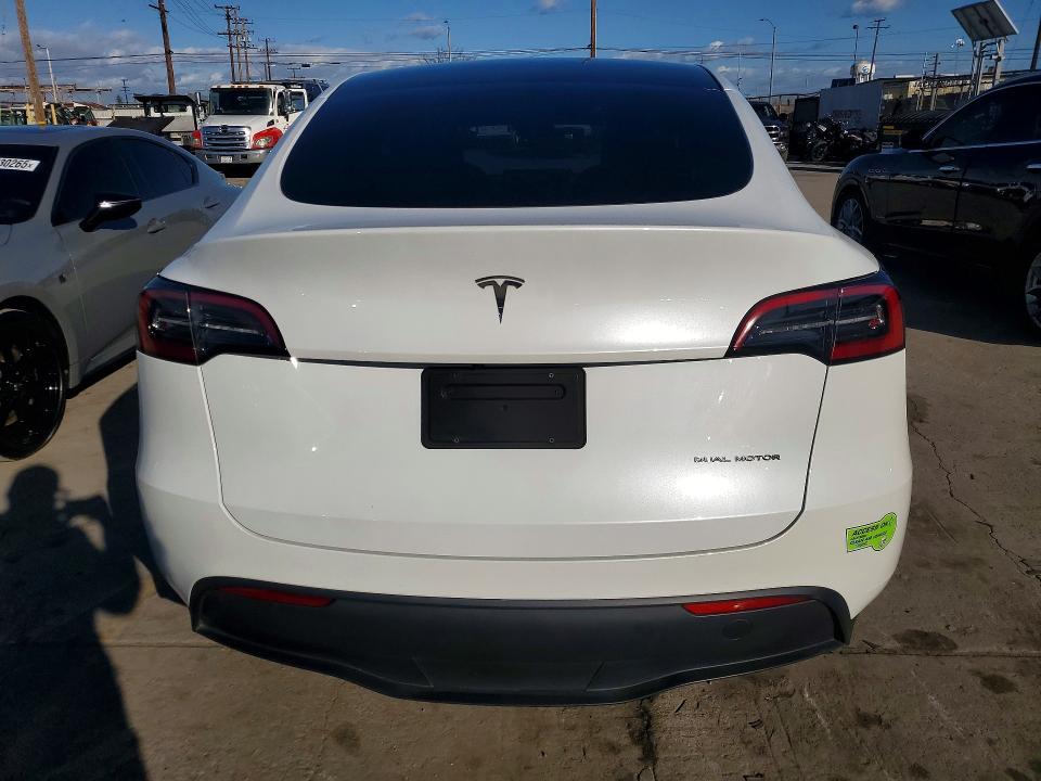 Photo 6 from auction – 2023 TESLA MODEL Y with VIN 7SAYGDEEXPA101472