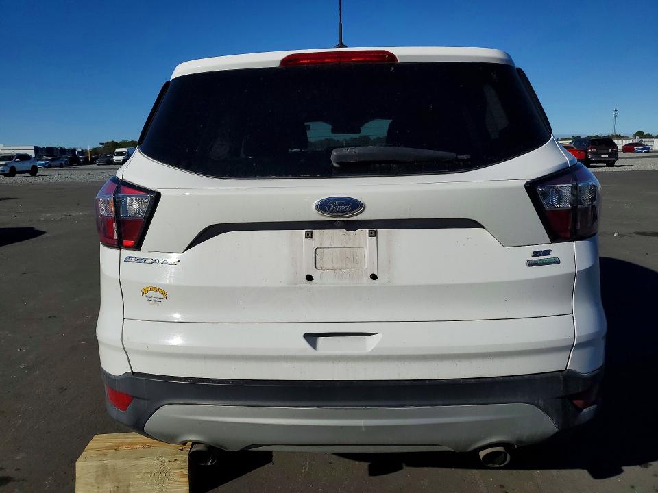 Photo 6 from auction – 2017 FORD ESCAPE with VIN 1FMCU0G96HUD66907