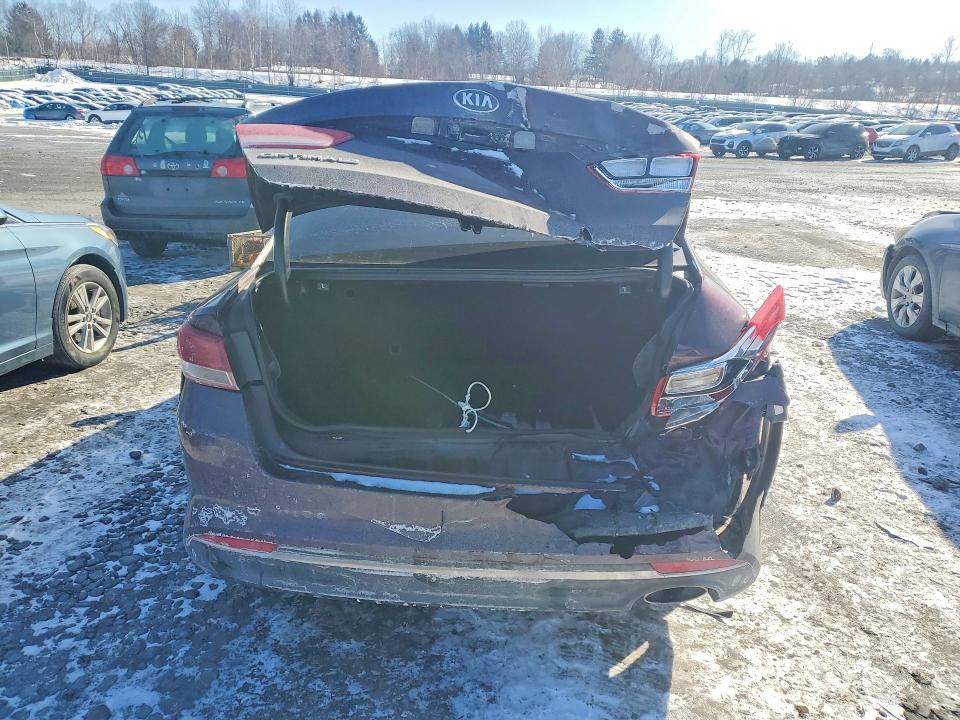 Photo 6 from auction – 2016 KIA OPTIMA with VIN 5XXGT4L37GG088279