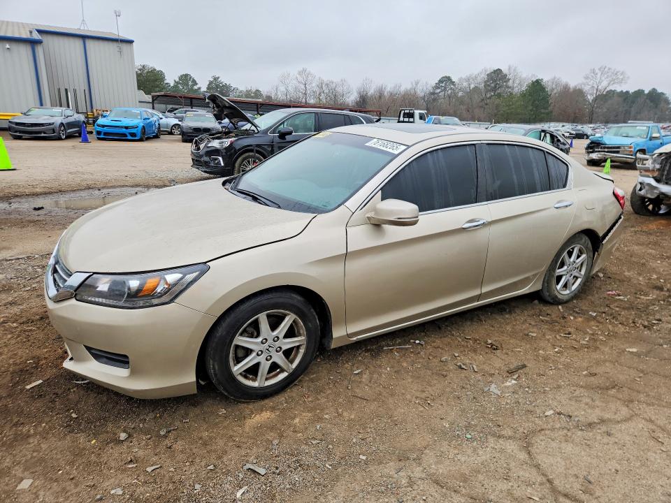HONDA ACCORD 2013 with VIN 1HGCR2F71DA139526 - Photo from auction