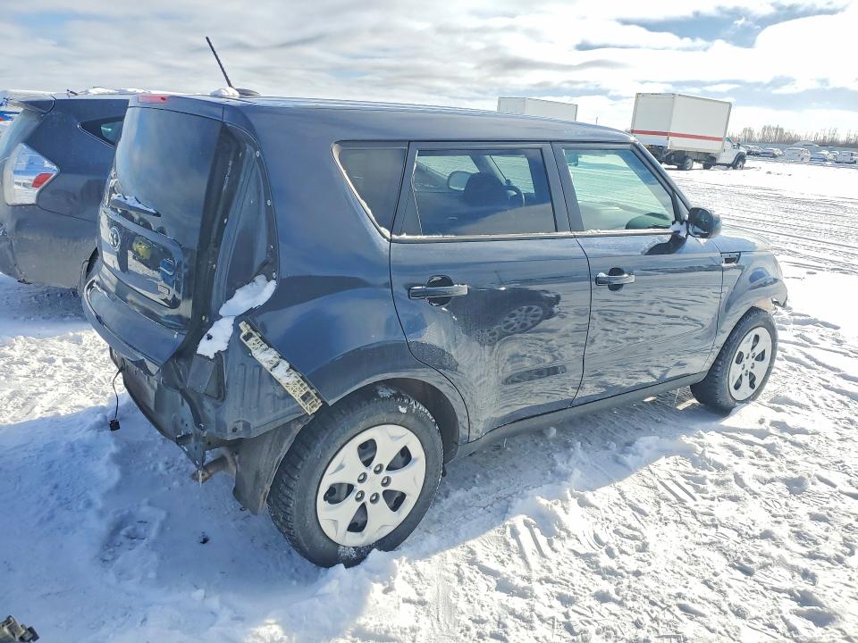 Photo 3 from auction – 2015 KIA SOUL with VIN KNDJN2A27F7164718