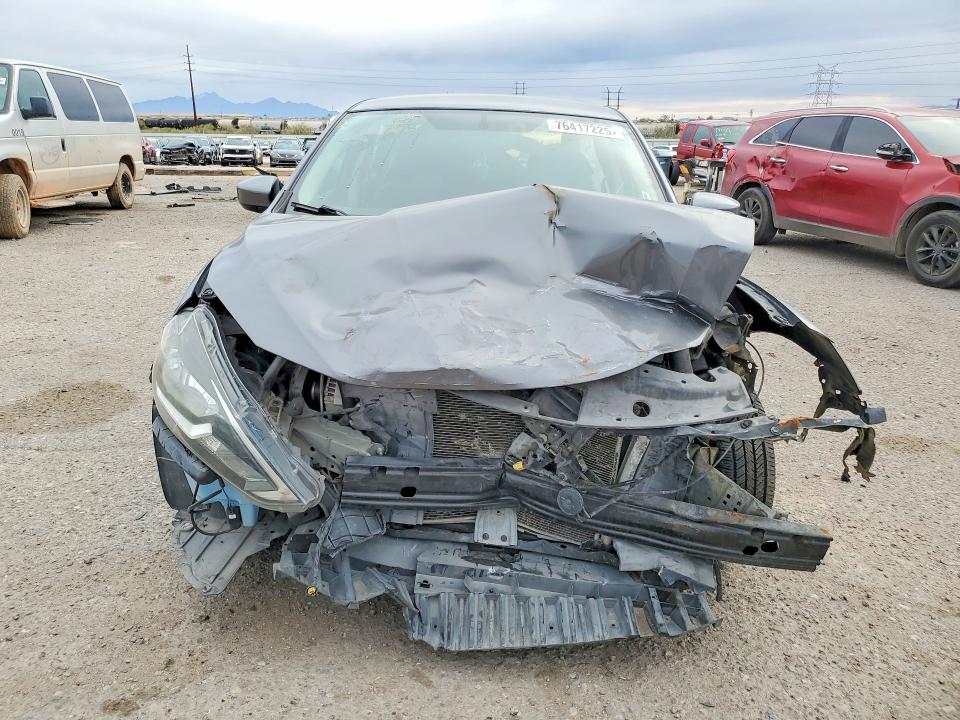 Photo 5 from auction – 2016 NISSAN SENTRA with VIN 3N1AB7AP3GL653103