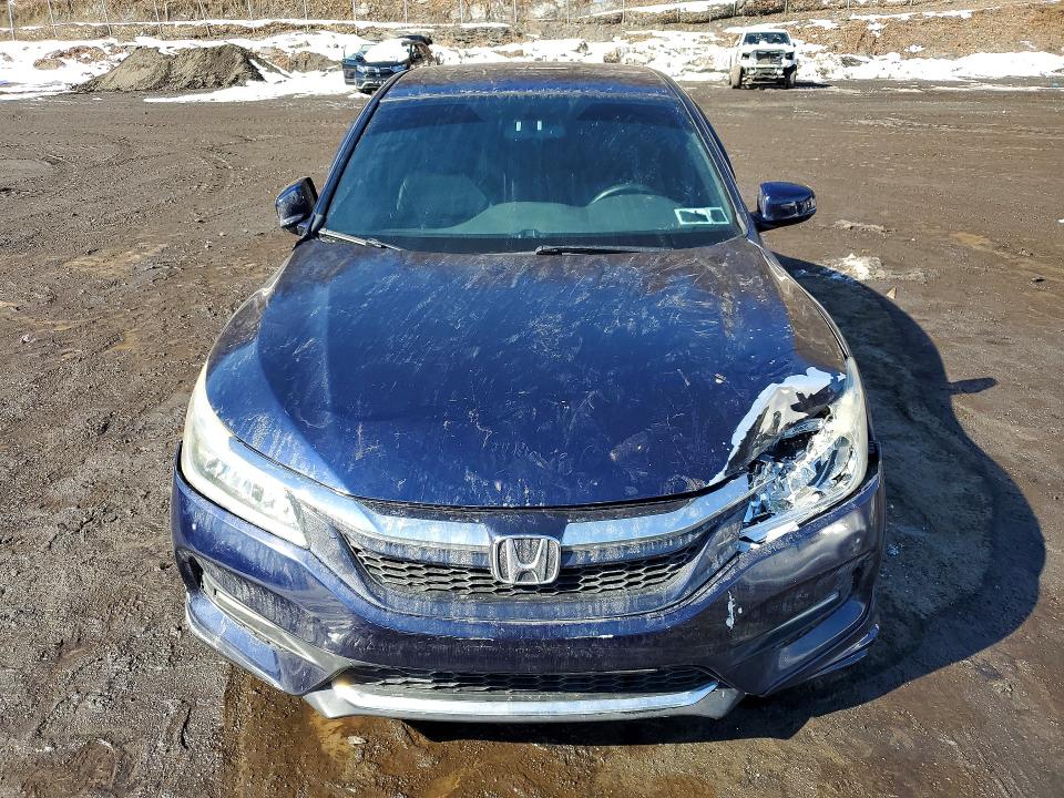 Photo 5 from auction – 2017 HONDA ACCORD with VIN 1HGCR2F19HA047310