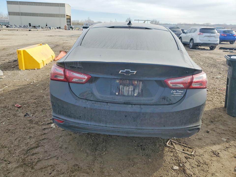 Photo 6 from auction – 2021 CHEVROLET MALIBU with VIN 1G1ZD5ST4MF003690