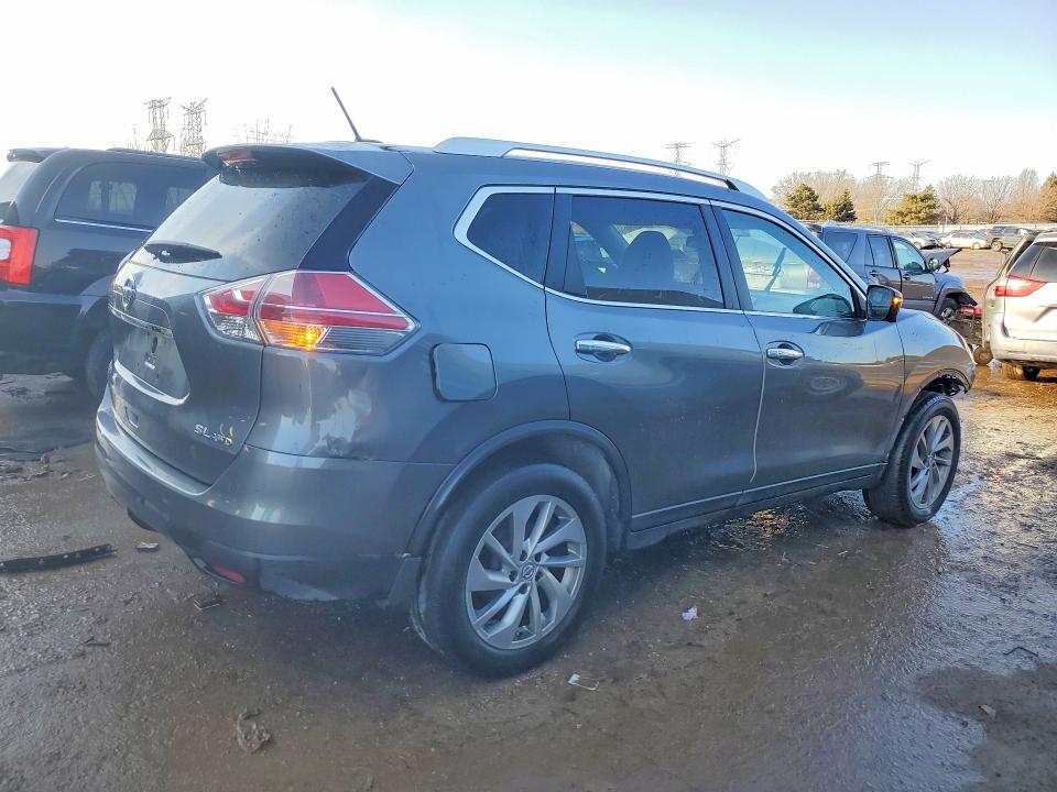 Photo 3 from auction – 2015 NISSAN ROGUE S with VIN 5N1AT2MV5FC762448