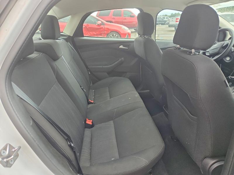 Photo 10 from auction – 2017 FORD FOCUS with VIN 1FADP3F20HL280364