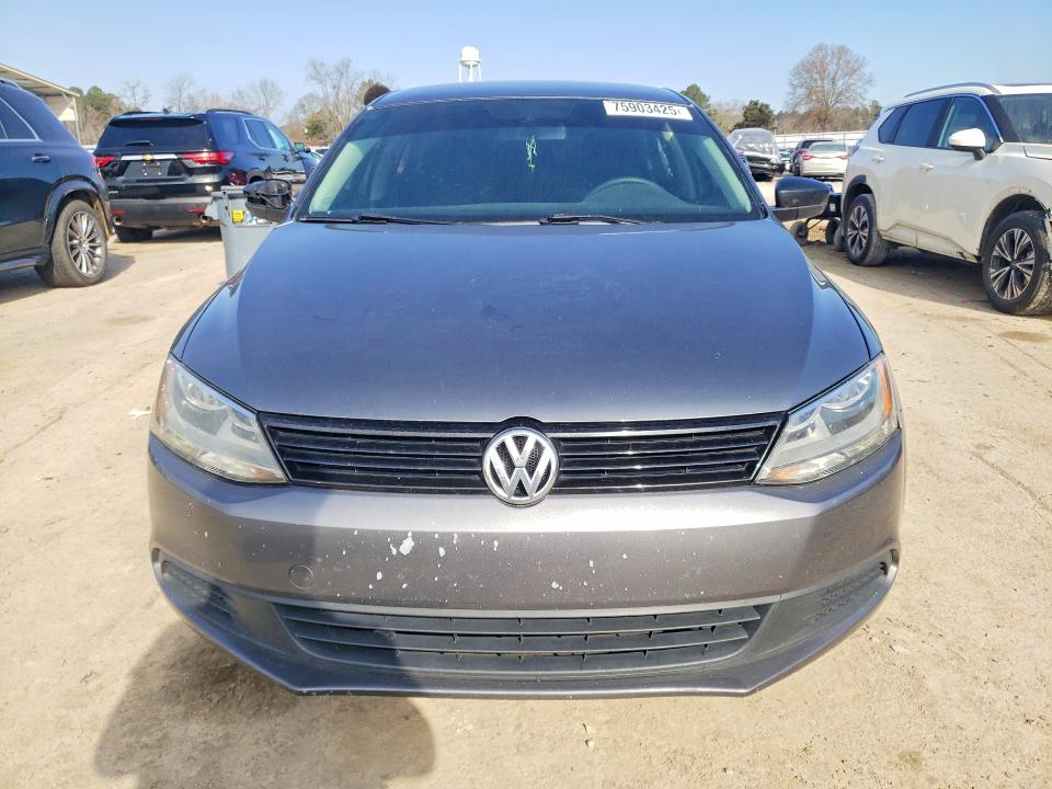 Photo 5 from auction – 2013 VOLKSWAGEN JETTA with VIN 3VW2K7AJ3DM403165