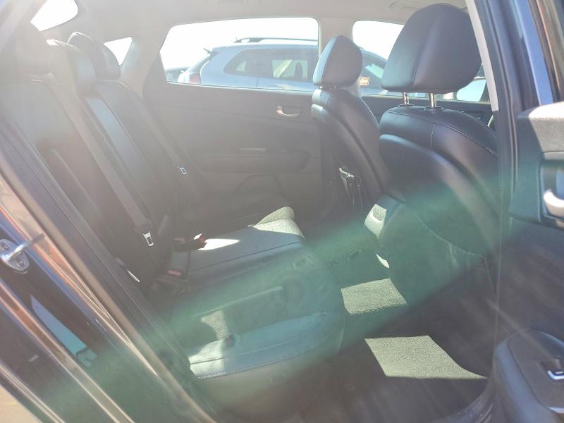 Photo 10 from auction – 2018 KIA OPTIMA with VIN 5XXGT4L34JG186449