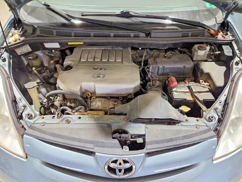 Photo 12 from auction – 2010 TOYOTA SIENNA with VIN 5TDKK4CC0AS329294