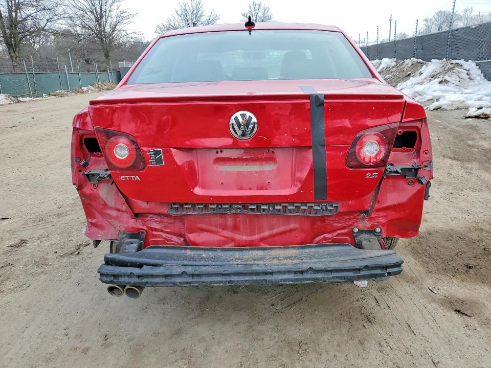 Photo 6 from auction – 2010 VOLKSWAGEN JETTA with VIN 3VWRZ7AJ4AM054183