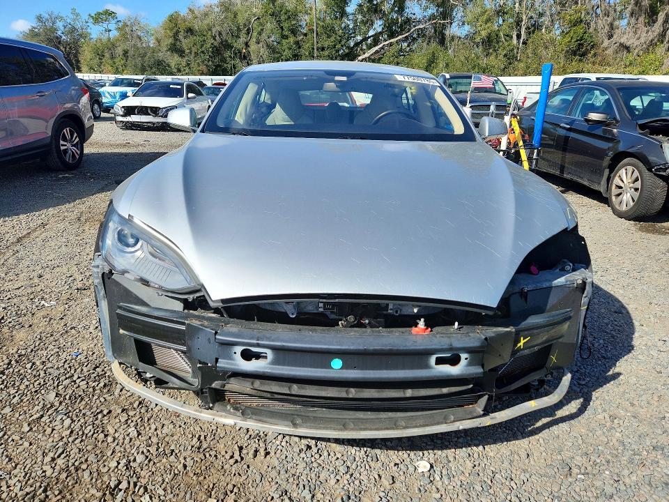 Photo 5 from auction – 2012 TESLA MODEL S with VIN 5YJSA1DP1CFP03227