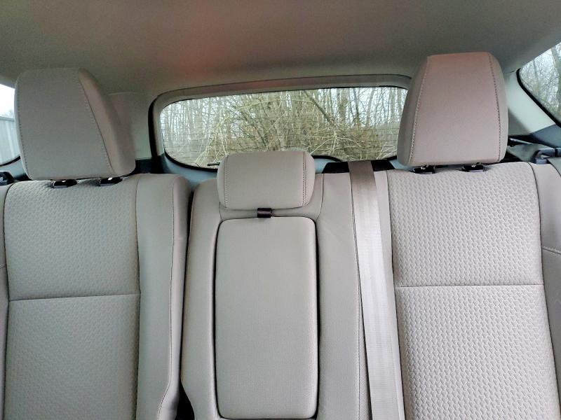Photo 10 from auction – 2018 FORD ESCAPE with VIN 1FMCU9GD2JUA25065