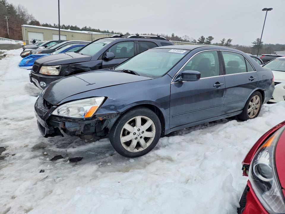 HONDA ACCORD 2007 with VIN JHMCM56417C017261 - Photo from auction
